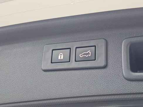 Certified 2023 Subaru Forester Premium AWD/4WD image 10