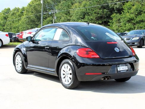 Used 2013 Volkswagen Beetle 2.5 image 5