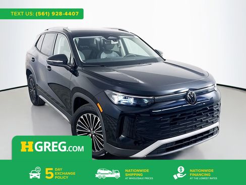 Used 2026 Volkswagen Tiguan S FWD image 1