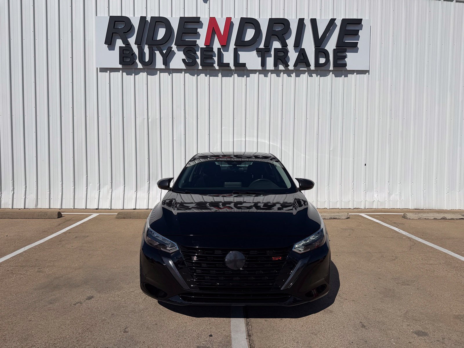 Used 2024 Nissan Sentra SR FWD image 11