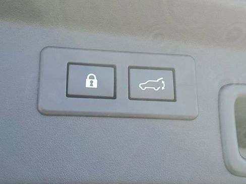 New 2026 Subaru Outback Limited image 8