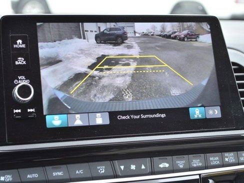 Used 2025 Honda Odyssey EX-L image 32