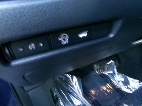 Used 2023 Nissan Rogue SL image 17