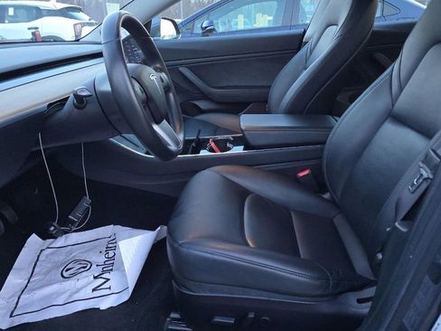 Used 2019 Tesla Model 3 Long Range image 8