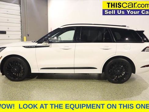 Used 2025 Lincoln Aviator Reserve w/ Equipment Group 201A image 4