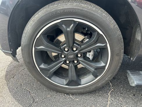 Used 2024 Ford Expedition Limited AWD/4WD image 31