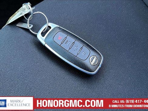 Used 2024 Nissan Sentra SV FWD image 32