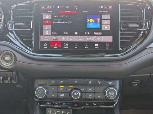 Used 2024 Dodge Durango GT AWD/4WD image 19