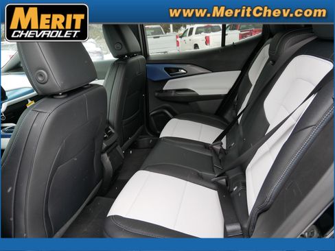 New 2026 Chevrolet Equinox EV LT image 5