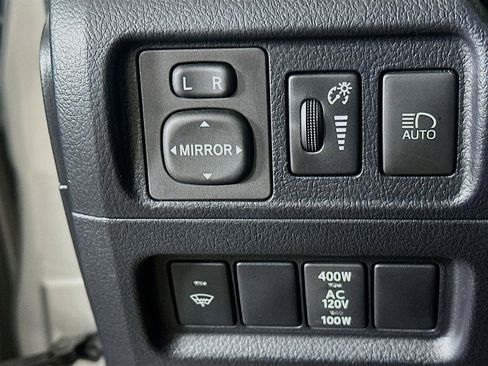 Used 2020 Toyota 4Runner SR5 Premium w/ Moonroof Package RWD image 16