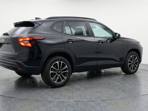 Used 2025 Chevrolet TrailBlazer LT image 9