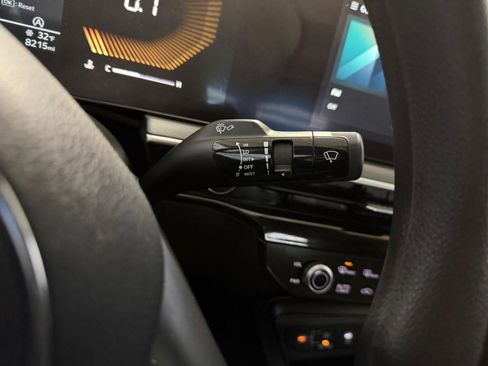 Used 2026 Kia K5 LXS image 33