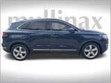 Used 2015 Lincoln MKC FWD image 2