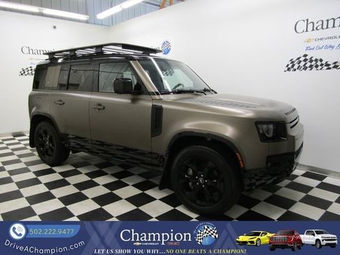 Used 2024 Land Rover Defender 110 X-Dynamic SE AWD/4WD image 1