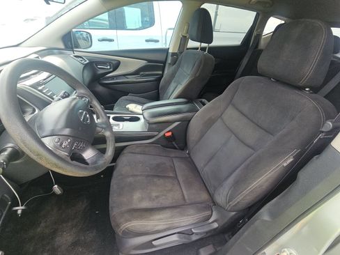 Used 2021 Nissan Murano S FWD image 11