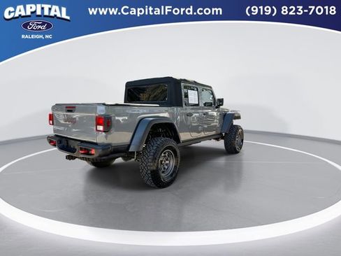 Used 2021 Jeep Gladiator Rubicon w/ Cold Weather Group image 8