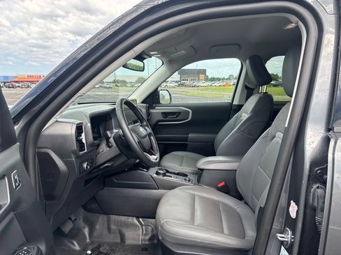 Used 2025 Ford Bronco Sport Badlands AWD/4WD image 9