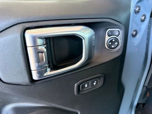 New 2026 Jeep Gladiator Sport image 15