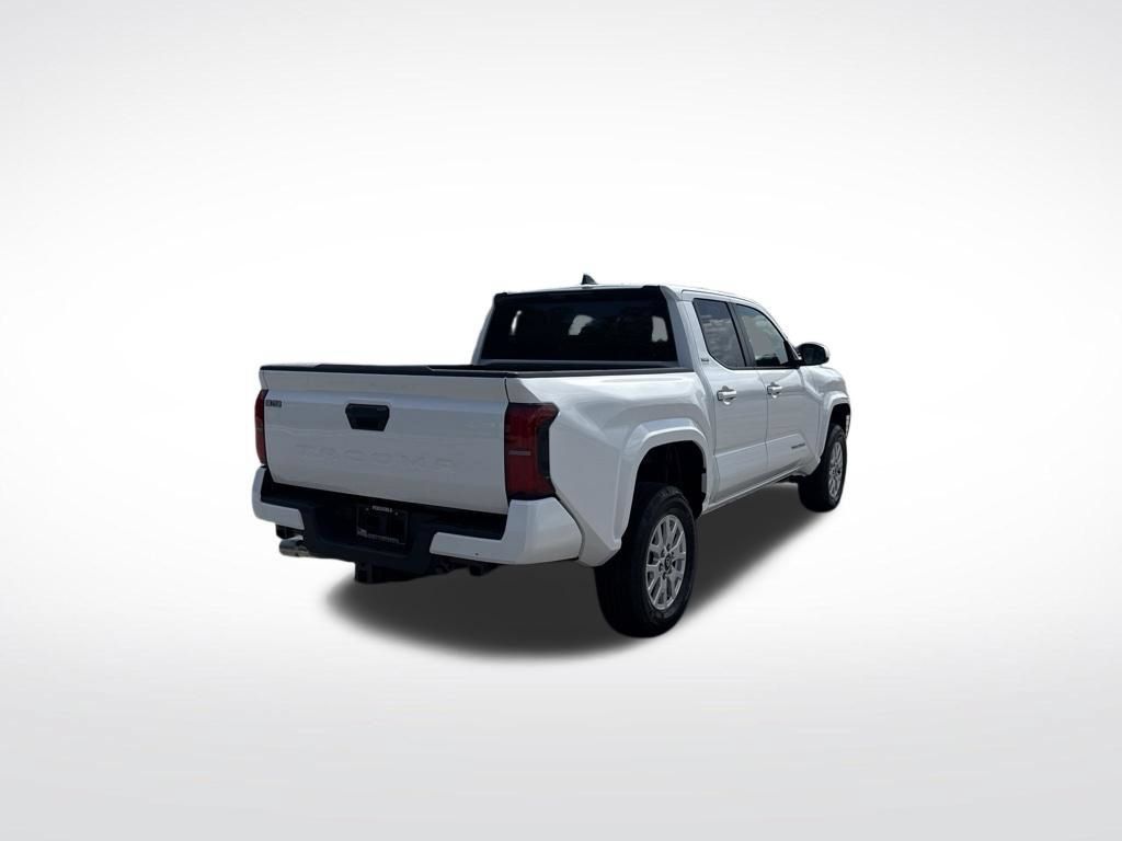 Used 2026 Toyota Tacoma SR5 RWD image 5