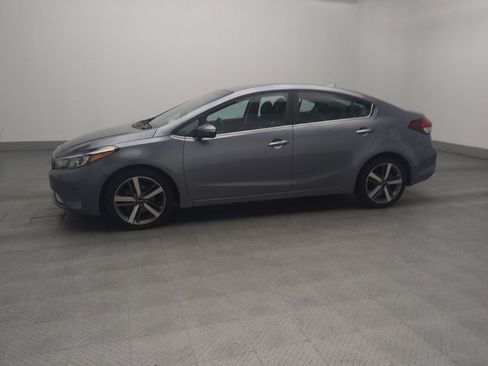 Used 2017 Kia Forte EX FWD image 2