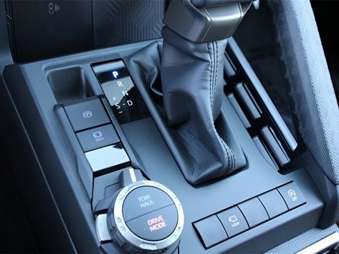 Certified 2025 Toyota 4Runner Limited image 17