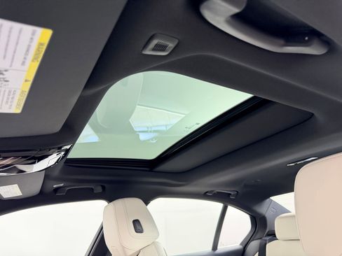 New 2027 BMW 530i RWD image 14