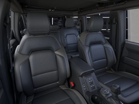 New 2025 Ford Bronco Outer Banks AWD/4WD image 10