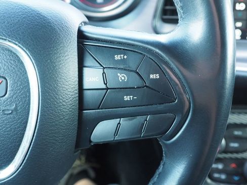 Used 2018 Dodge Challenger SXT RWD image 26