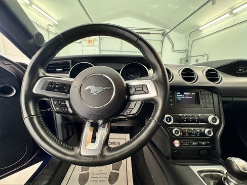 Used 2020 Ford Mustang GT RWD image 19
