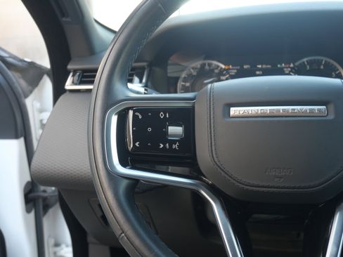 Used 2022 Land Rover Range Rover Velar R-Dynamic S image 22