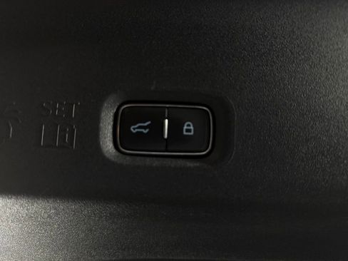 Used 2025 Ford Expedition Platinum w/ Driver's Package image 33