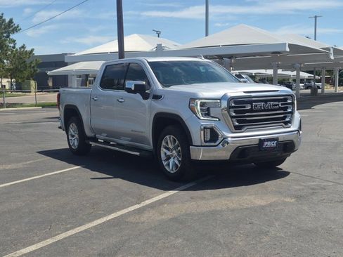 Used 2021 GMC Sierra 1500 SLT AWD/4WD image 3