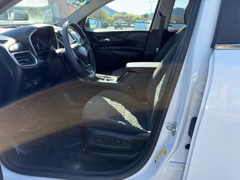 Used 2022 Chevrolet Equinox LT image 21