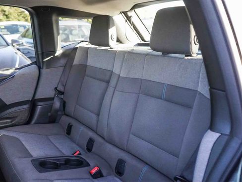 Used 2018 BMW i3 image 14