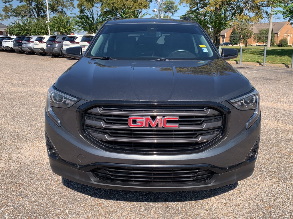 Used 2020 GMC Terrain SLT w/ Elevation Edition FWD image 3