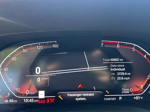Used 2019 BMW 330i xDrive Sedan w/ Premium Package AWD/4WD image 3