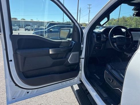 Used 2023 Ford F150 Platinum w/ Equipment Group 701A High image 9