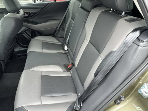 Used 2025 Subaru Outback Onyx Edition AWD/4WD image 26