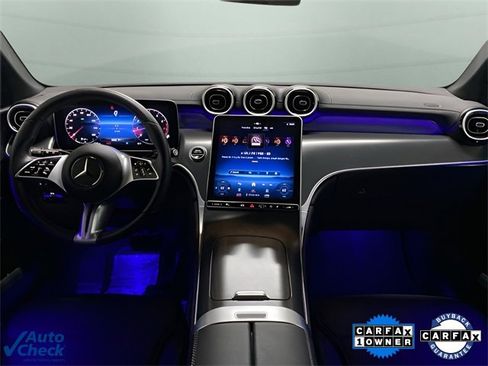 Used 2024 Mercedes-Benz GLC 300 image 11