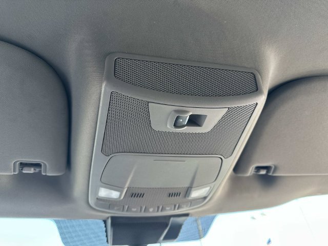 Used 2020 Ford F150 XLT w/ Equipment Group 302A Luxury AWD/4WD image 29
