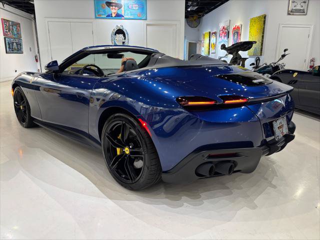Used 2025 Ferrari Roma Spider RWD image 5