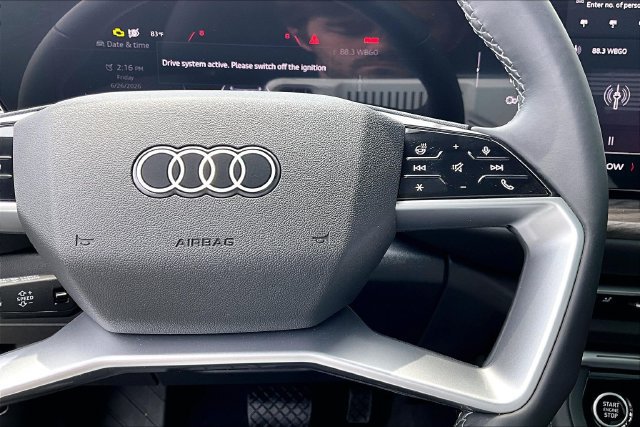 Used 2025 Audi Q5 Premium w/ Convenience Package AWD/4WD image 12