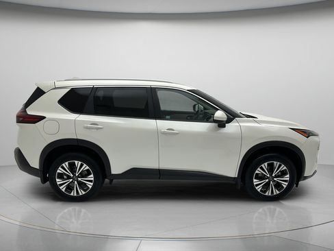 Used 2023 Nissan Rogue SV w/ SV Premium B Package AWD/4WD image 6