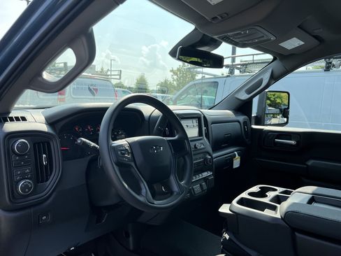 New 2026 Chevrolet Silverado 2500 Custom w/ Custom Value Package AWD/4WD image 19