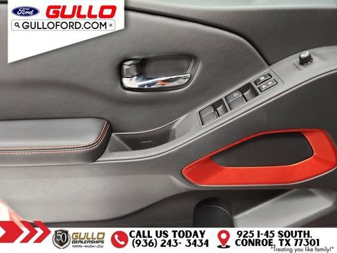 Used 2025 Nissan Frontier PRO-4X w/ Interior Protection Package image 20