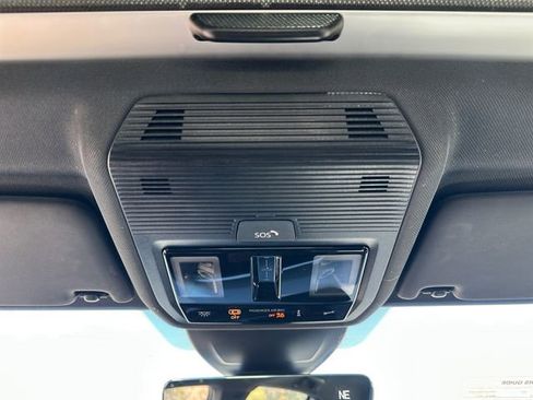 Used 2024 Volkswagen GTI Autobahn FWD image 28