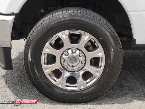 Used 2022 Ford F350 Lariat w/ Chrome Package AWD/4WD image 13