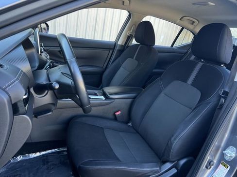 Used 2020 Nissan Sentra SV FWD image 12