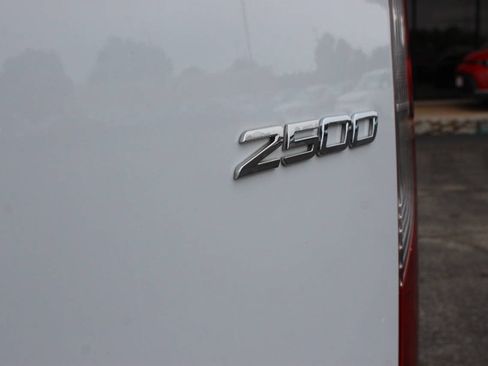 Used 2025 Mercedes-Benz Sprinter 2500 image 19