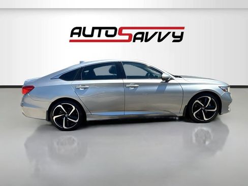 Used 2019 Honda Accord Sport image 8